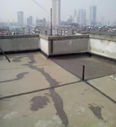 隰县漏水维修 楼顶漏水是什么原因，楼顶漏水维修方法是什么?